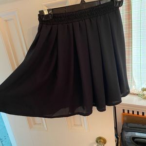 Black Brandy Melville skater skirt